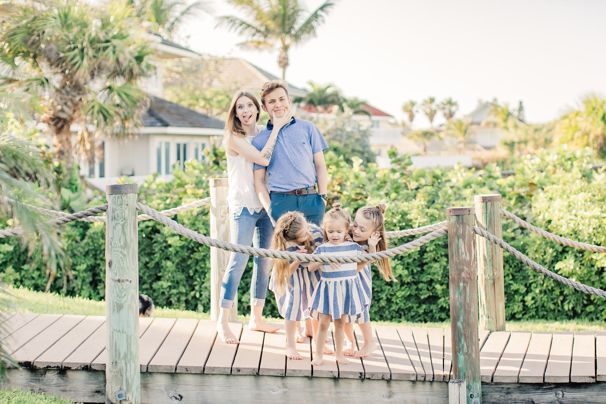Castaway Cove Family Portraits