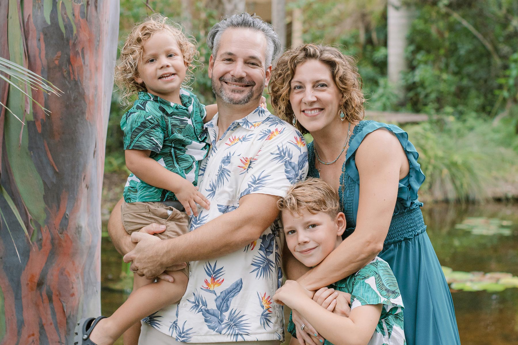 McKee Botanical Garden Family Photoshoot